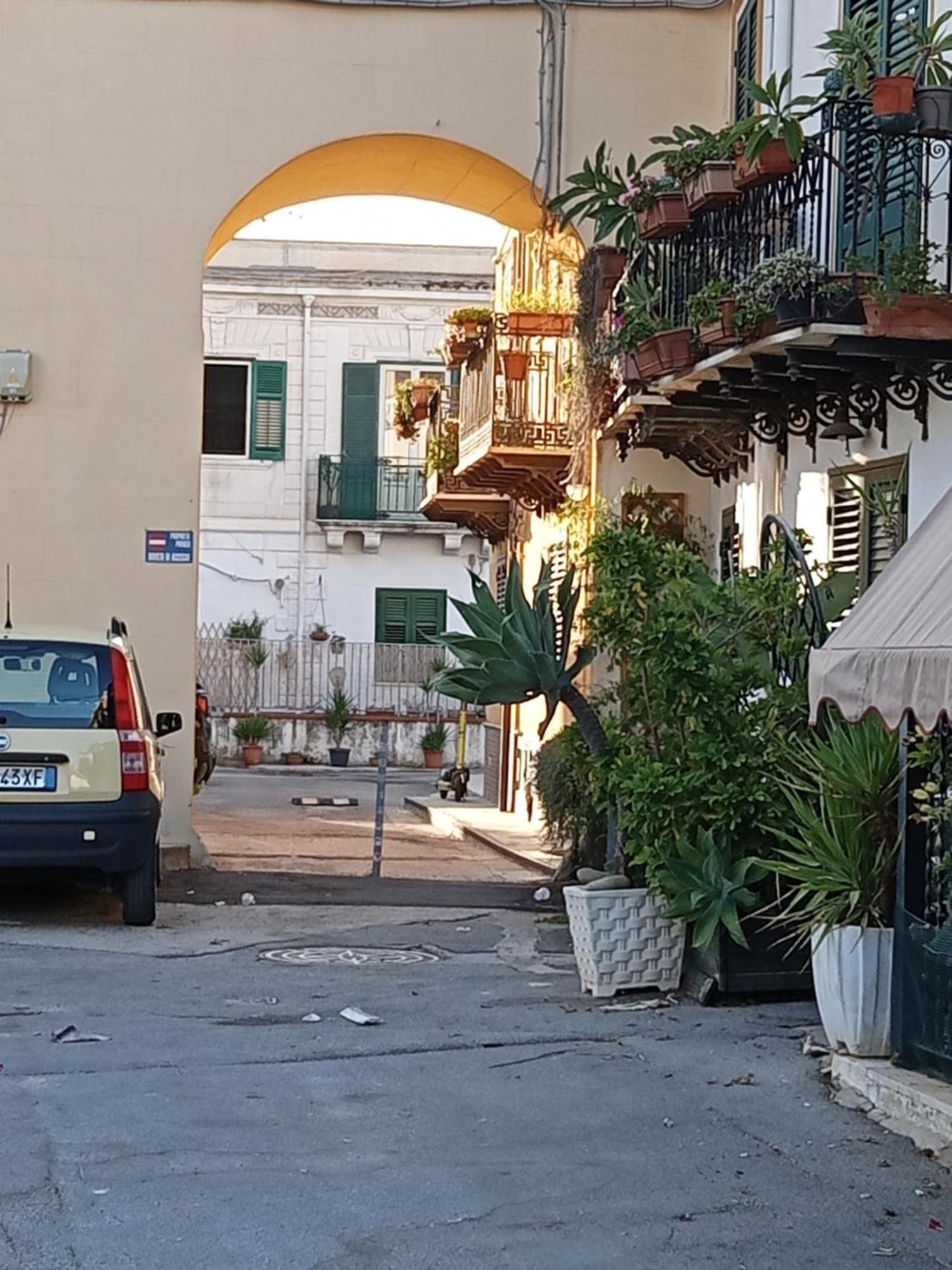 Mondello La Piazzetta Apartment Palermo Ngoại thất bức ảnh